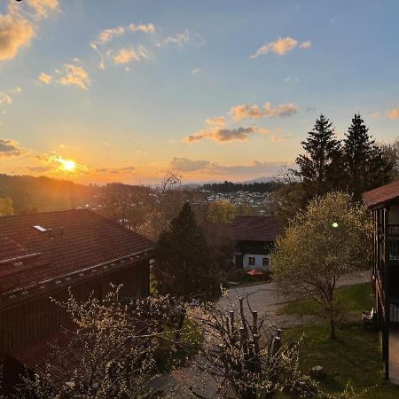 Appartement Zum Hirsch'N Waldkirchen Bagian luar foto